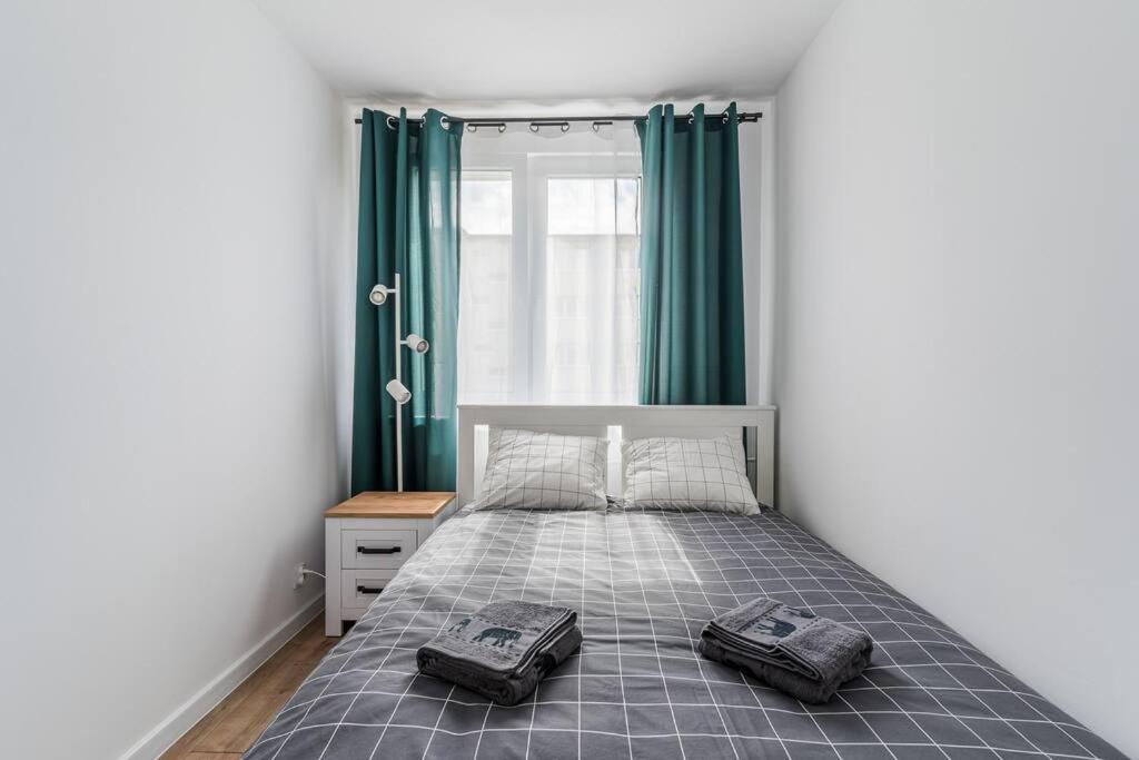 Uroczy Apartament 2 Pokoje - 10 Min Do Morza! グダニスク エクステリア 写真